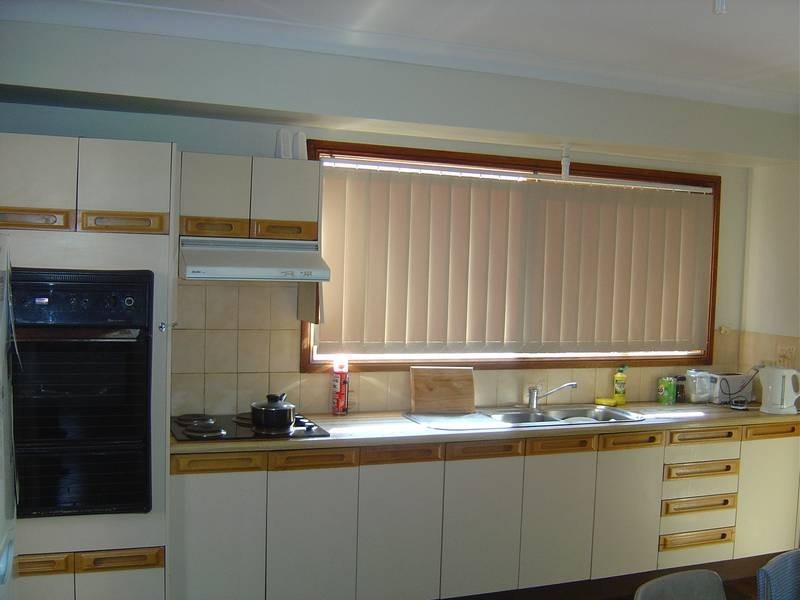 Edensor Park NSW 2176