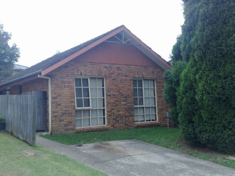 Edensor Park NSW 2176