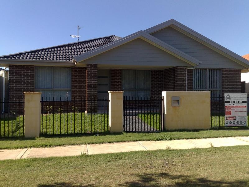 8 Chatham Link, Harrington Park NSW 2567