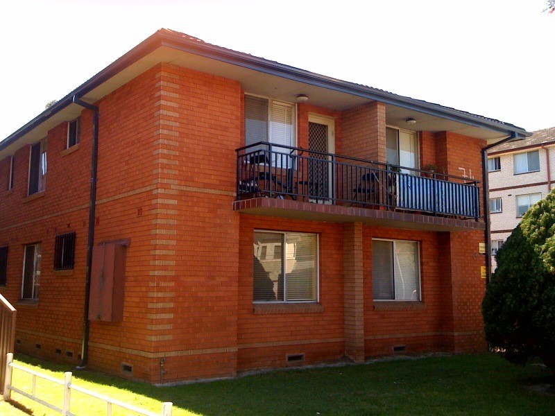 Fairfield NSW 2165