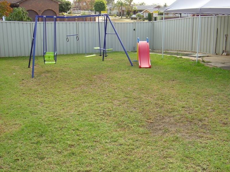Edensor Park NSW 2176