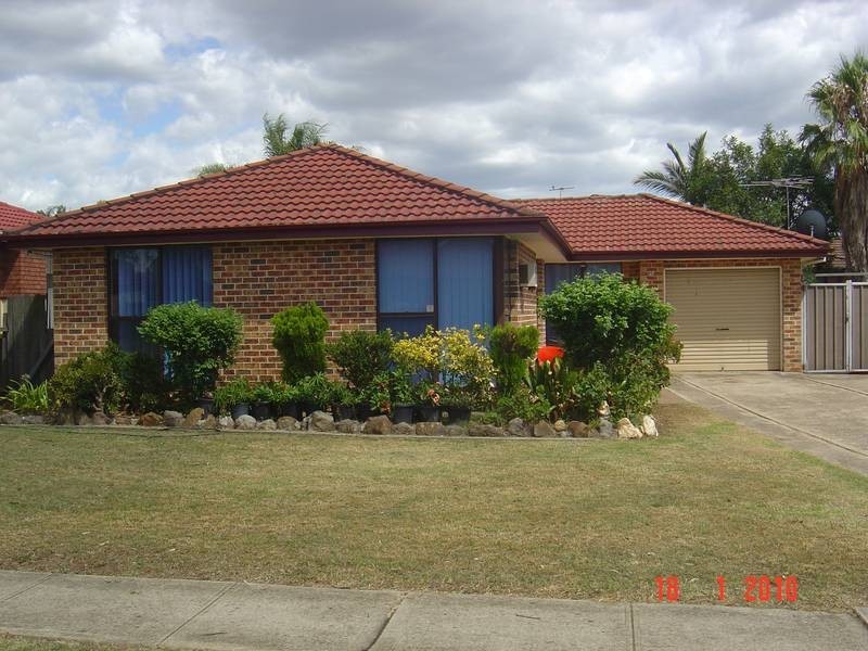 Edensor Park NSW 2176