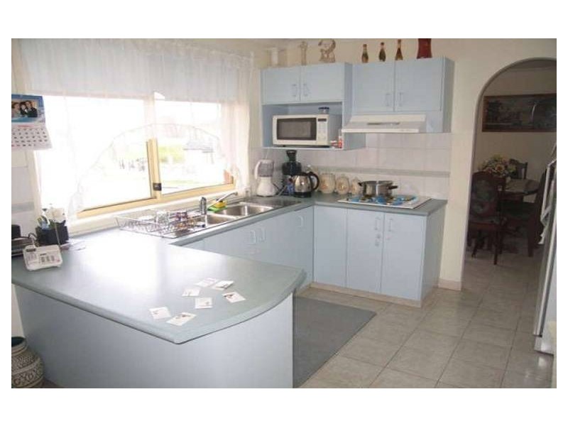 Edensor Park NSW 2176