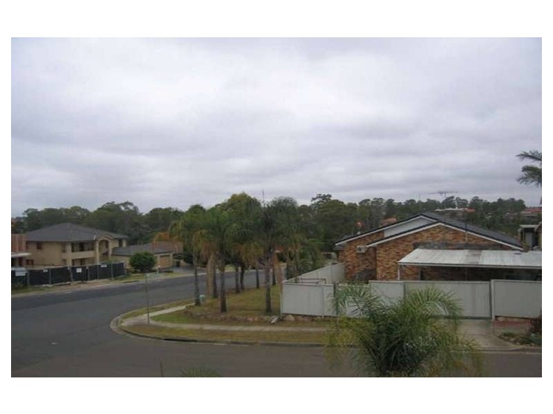 Edensor Park NSW 2176