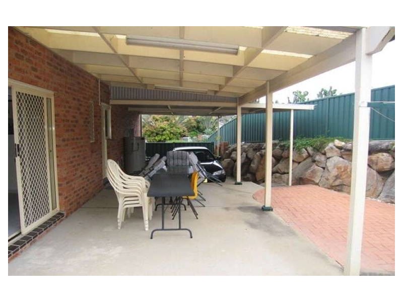 Edensor Park NSW 2176