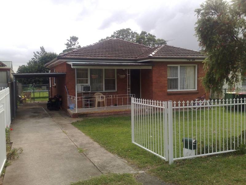 Fairfield East NSW 2165