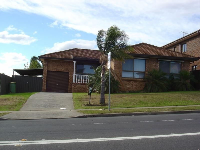 3 Restwell Road, Bossley Park NSW 2176