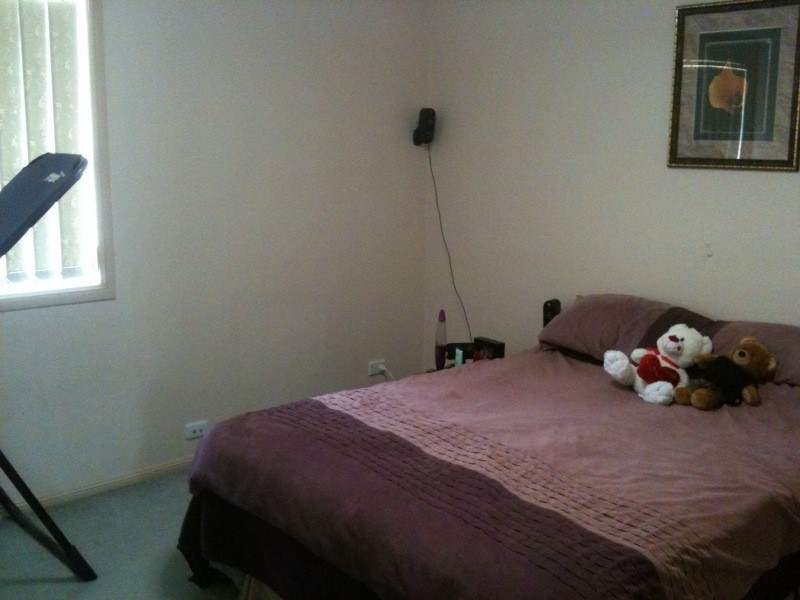 2 Elyard Crescent, West Hoxton NSW 2171