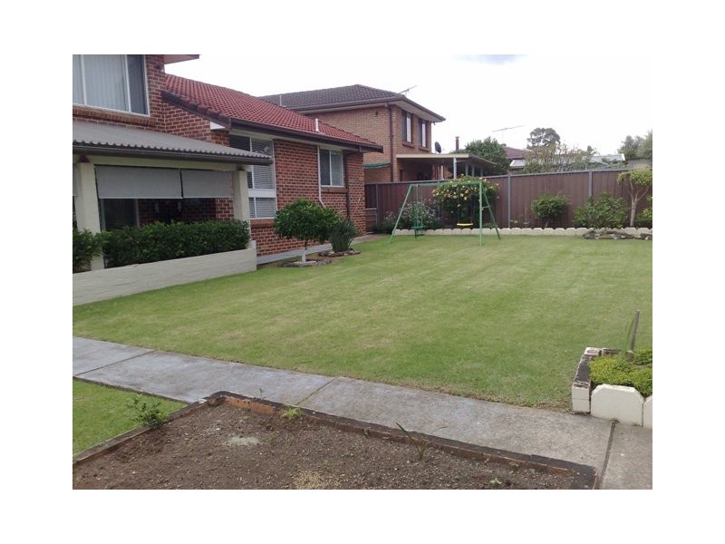 Greenfield Park NSW 2176