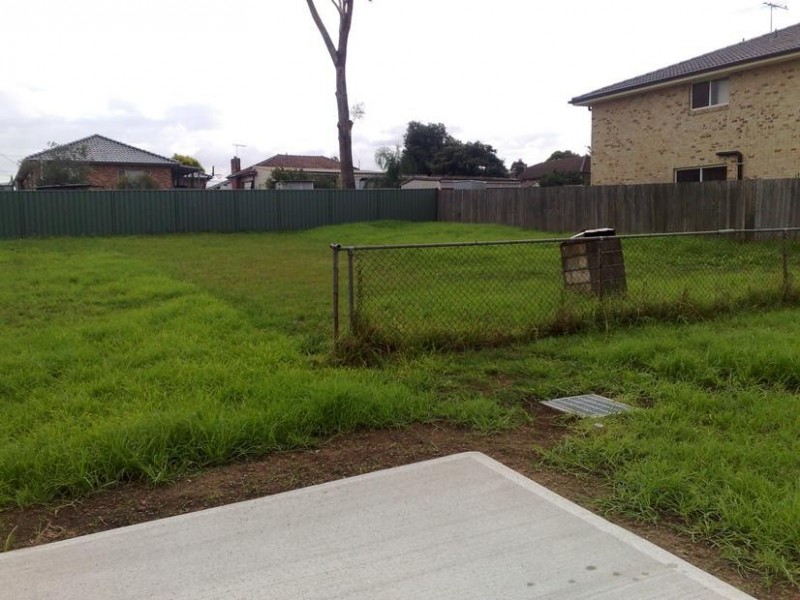 104 Wolsesley St, Fairfield NSW 2165