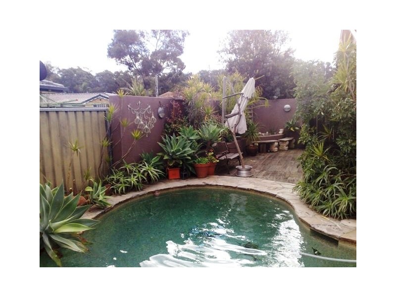 Edensor Park NSW 2176