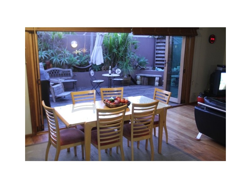 Edensor Park NSW 2176