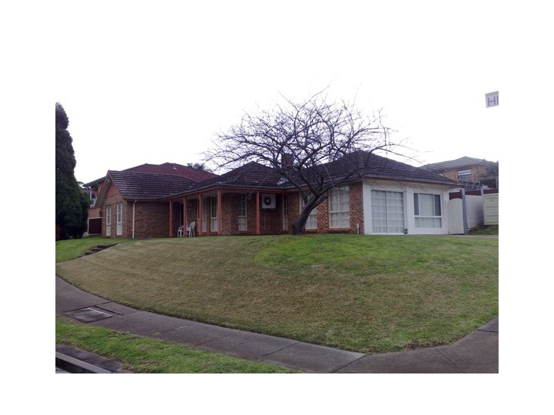 Edensor Park NSW 2176