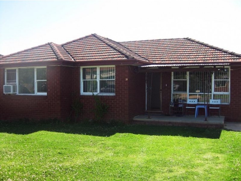 Fairfield West NSW 2165
