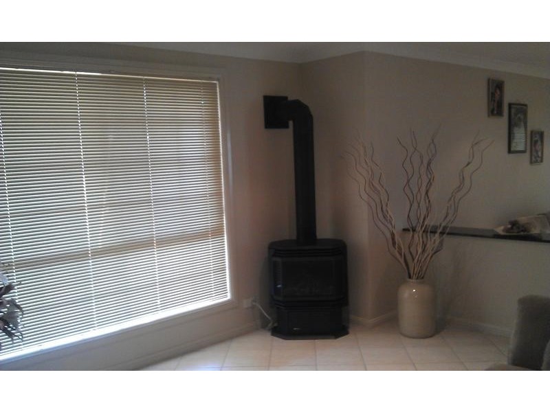 1 Bronte Close, West Hoxton NSW 2171