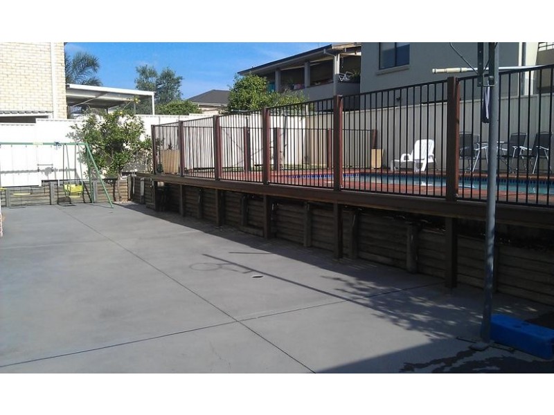 1 Bronte Close, West Hoxton NSW 2171