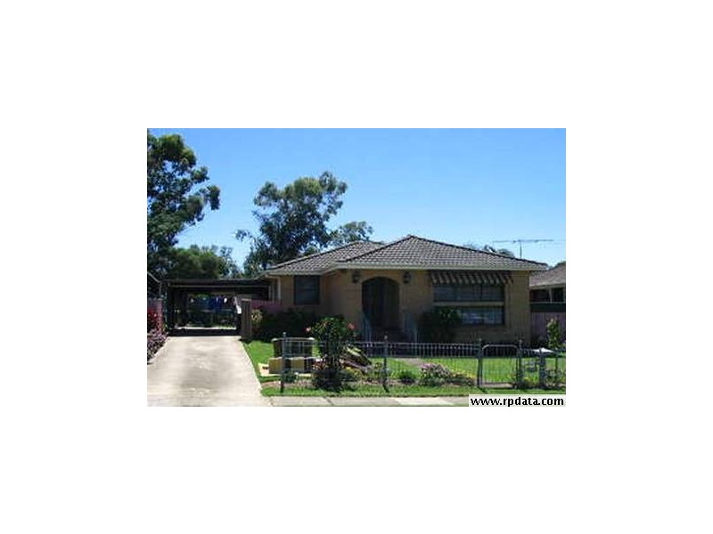 30 Marlowe Street, Wetherill Park NSW 2164