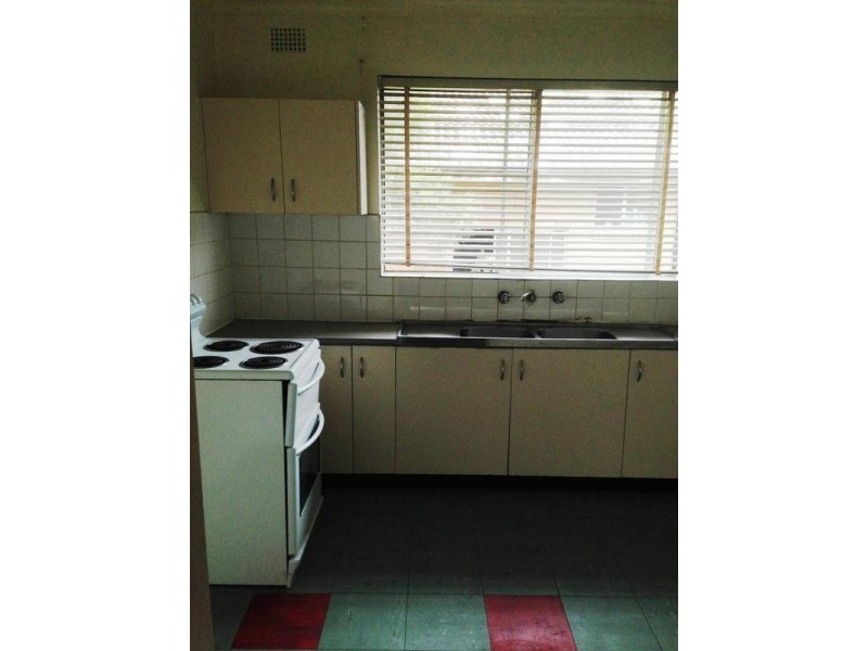 Fairfield NSW 2165