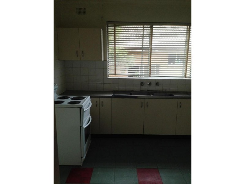 Fairfield NSW 2165