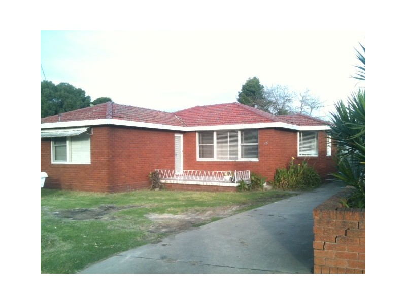 15 NORTH POLDING STREET, Fairfield NSW 2165