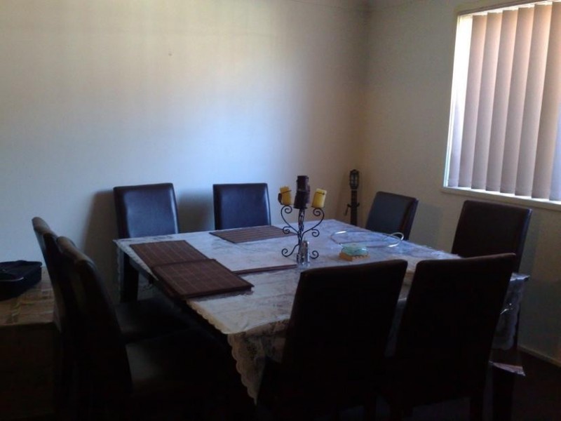 16 KNOWLES PLACE, Bossley Park NSW 2176