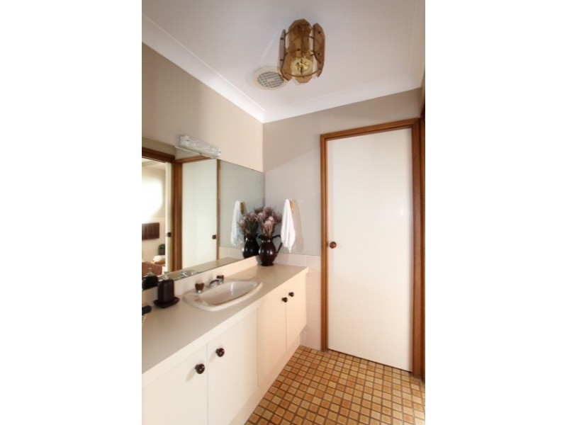 17 McDonnell Street, Raby NSW 2566