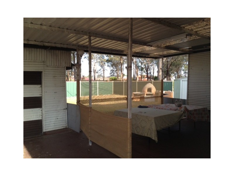 Fairfield West NSW 2165