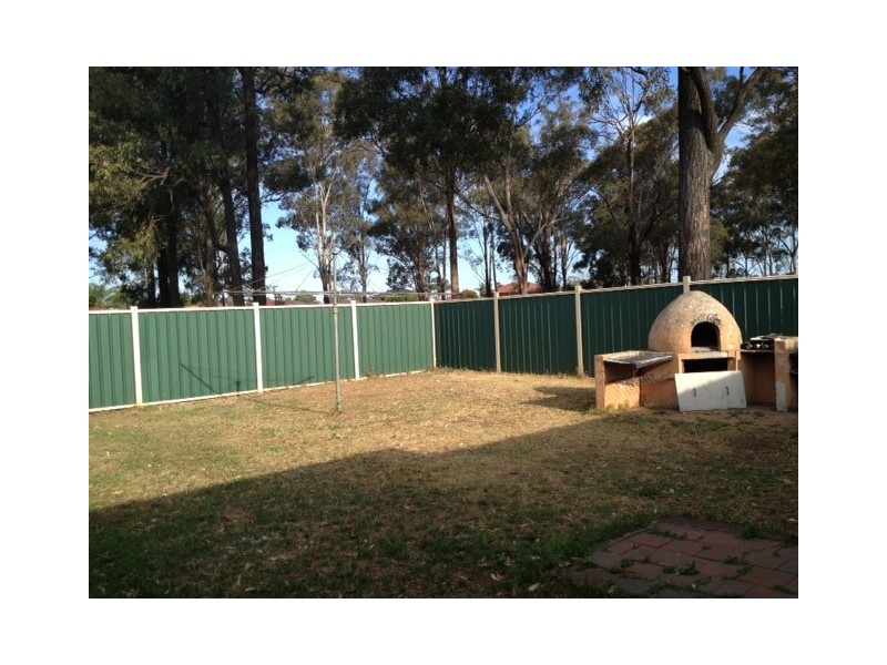 Fairfield West NSW 2165