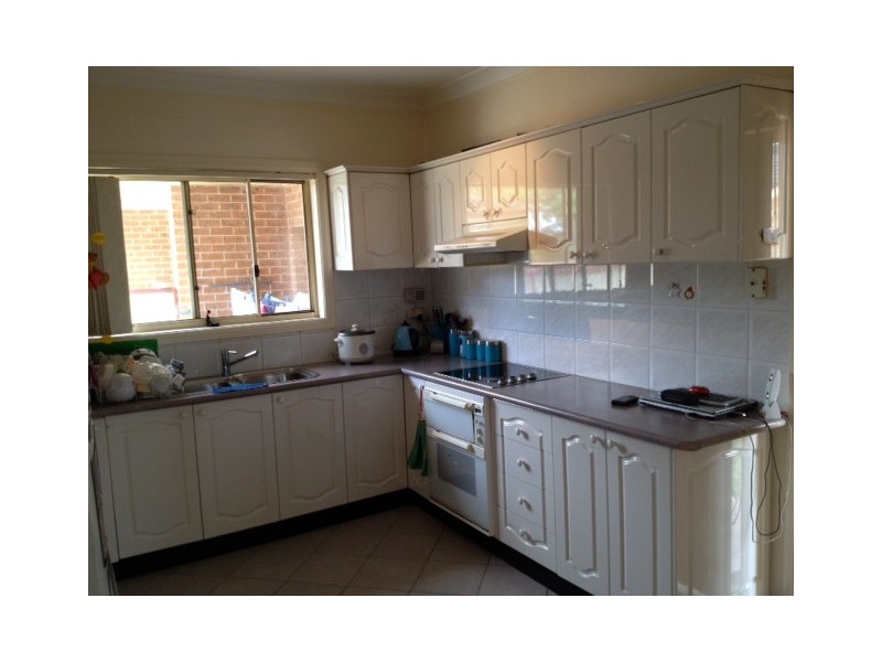 4/16A Oxford Street, Smithfield NSW 2164