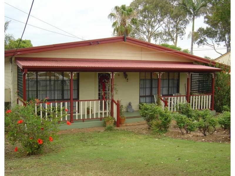 8 Flinders Street, Fairfield West NSW 2165