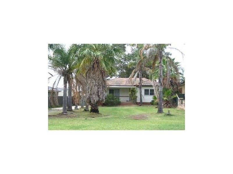 44 Barker Street, Cambridge Park NSW 2747