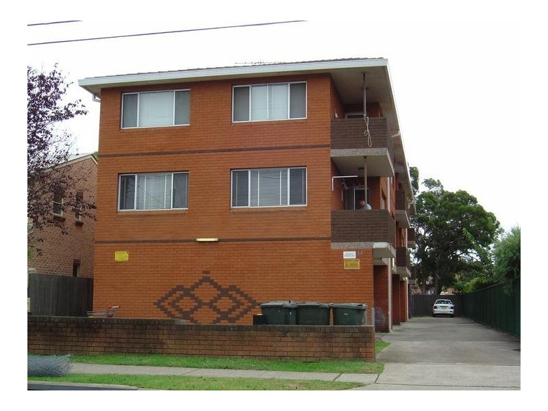 6/18 Wrentmore Street, Fairfield NSW 2165