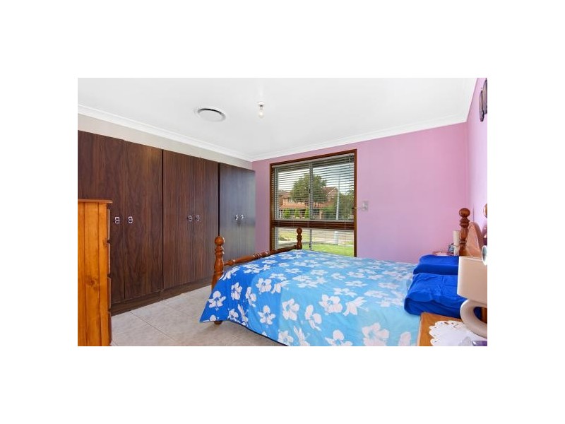16 Newmen Close, Wetherill Park NSW 2164