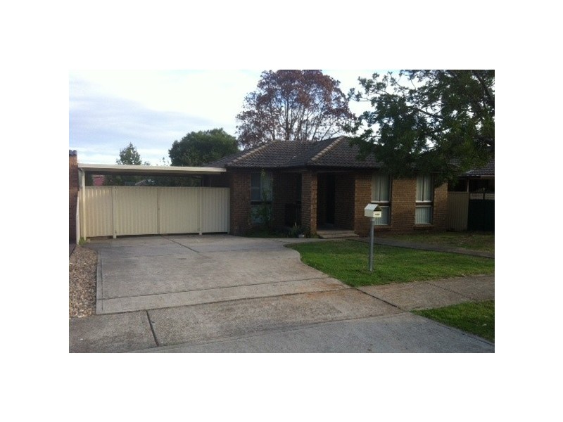 140 Quarry Road, Bossley Park NSW 2176