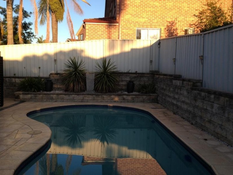Abbotsbury NSW 2176