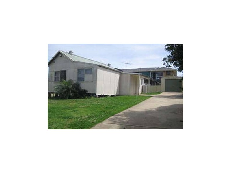 Fairfield West NSW 2165