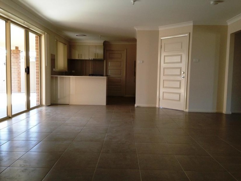 Spring Farm NSW 2570