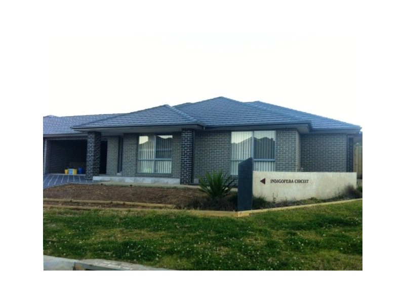 2 Floribunda Way, Mount Annan NSW 2567