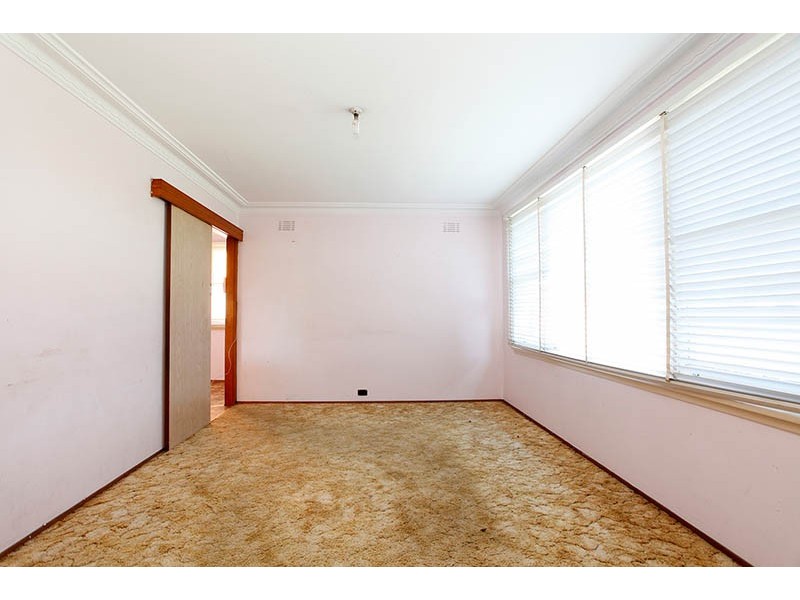 15 Polding Street North, Fairfield NSW 2165