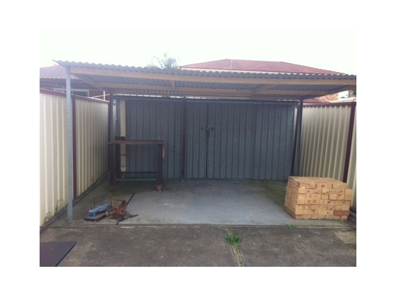 Greenfield Park NSW 2176