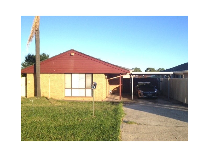 13 Chickasaw Crescent, Greenfield Park NSW 2176