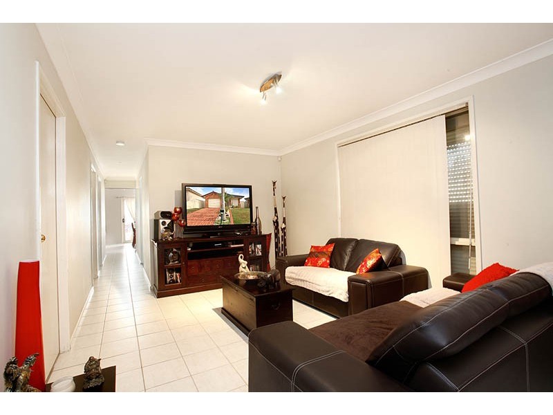 117 Restwell Road, Bossley Park NSW 2176