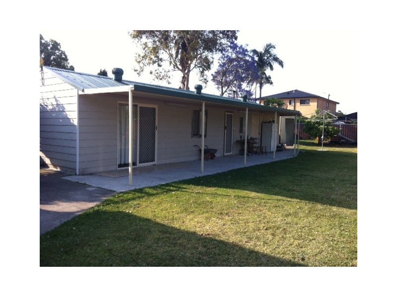 9 Riverside Road, Lansvale NSW 2166