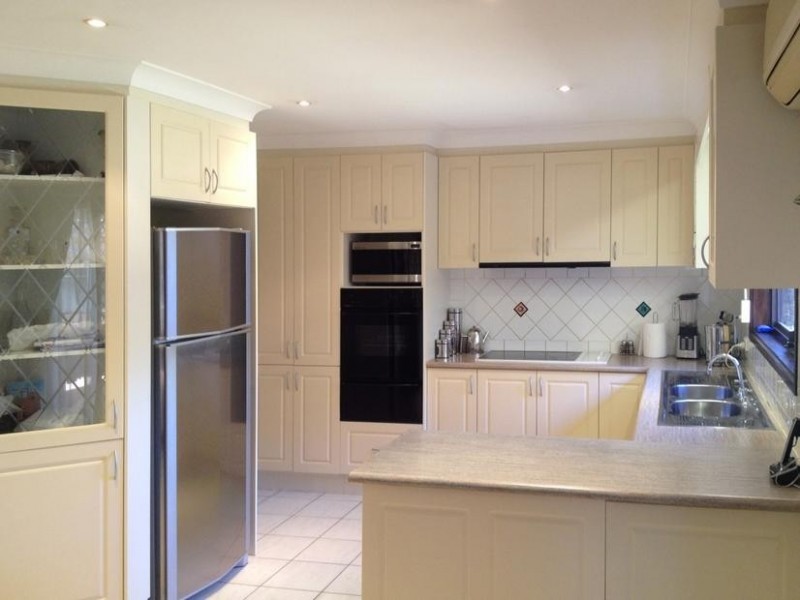 8 Albany Close, Wakeley NSW 2176