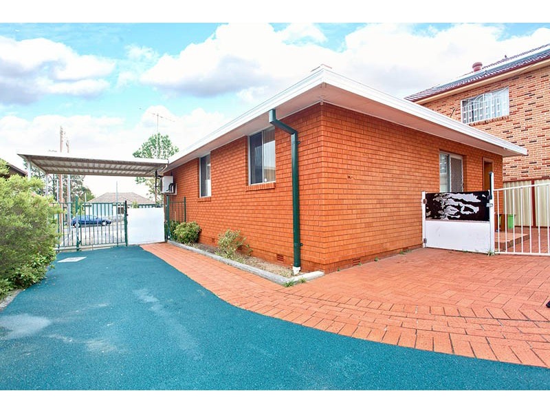 17 Derby Street, Canley Heights NSW 2166
