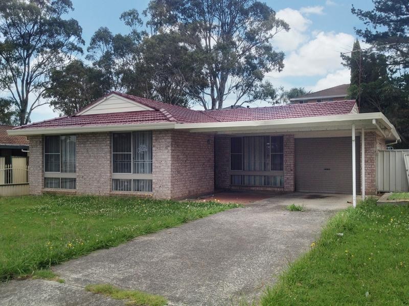 18 Ironside Street, St Johns Park NSW 2176