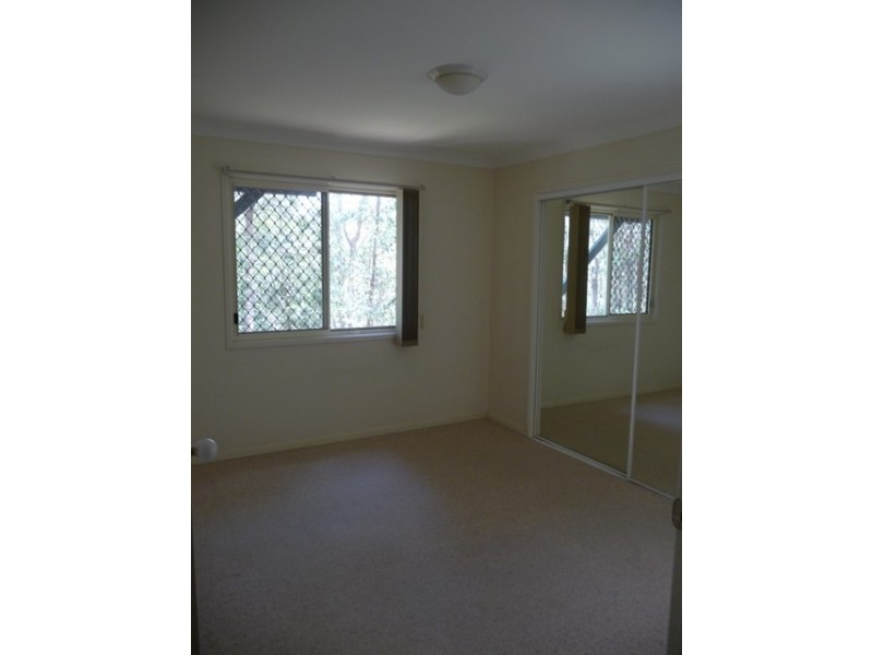 23/82 Russell Terrace, Indooroopilly QLD 4068