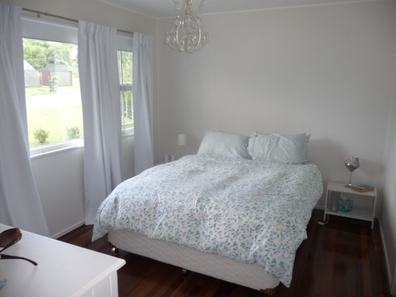 33 St Clements Street, Oxley QLD 4075