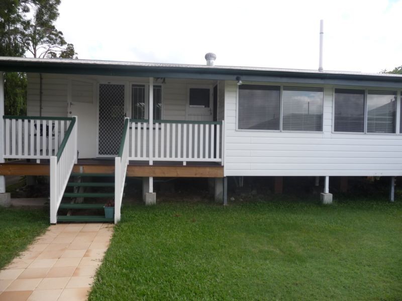 33 St Clements Street, Oxley QLD 4075