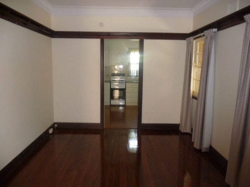 168 Victoria Ave, Chelmer QLD 4068